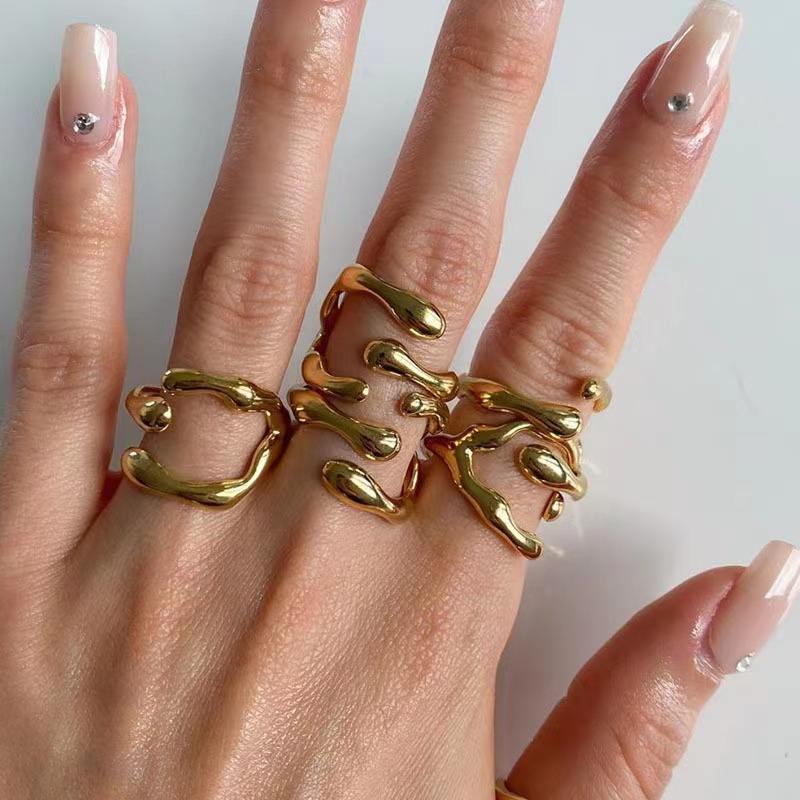 Monica Ring